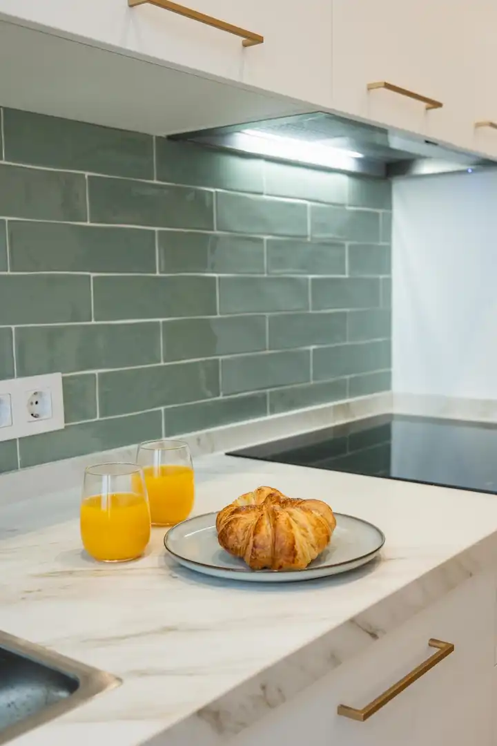 Cocina de Piso de alquiler en Sevilla con Aire acondicionado, Calefacción y Amueblado