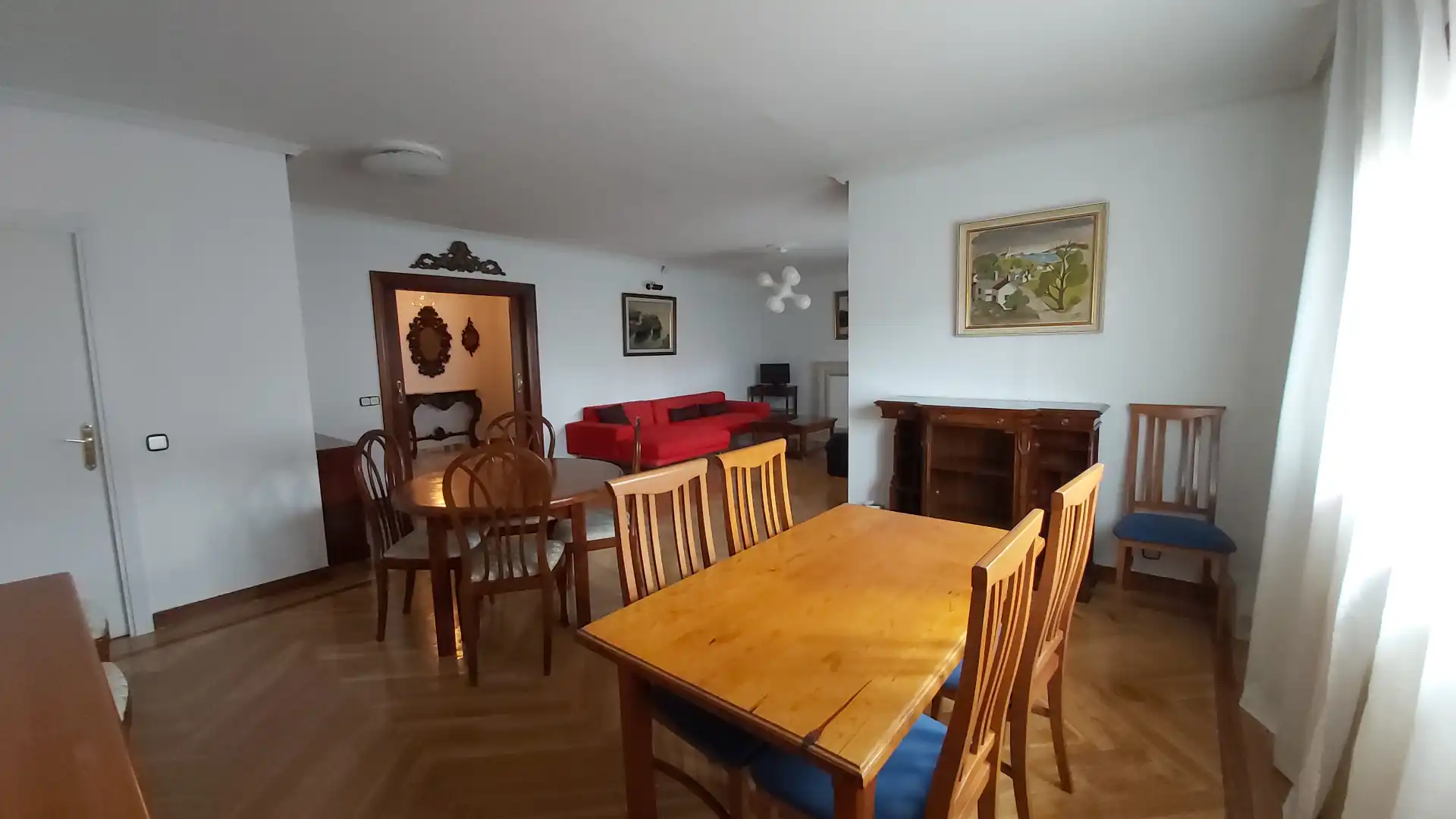 Menjador de Casa o xalet en venda en Villaviciosa de Odón amb Aire condicionat, Calefacció i Jardí privat