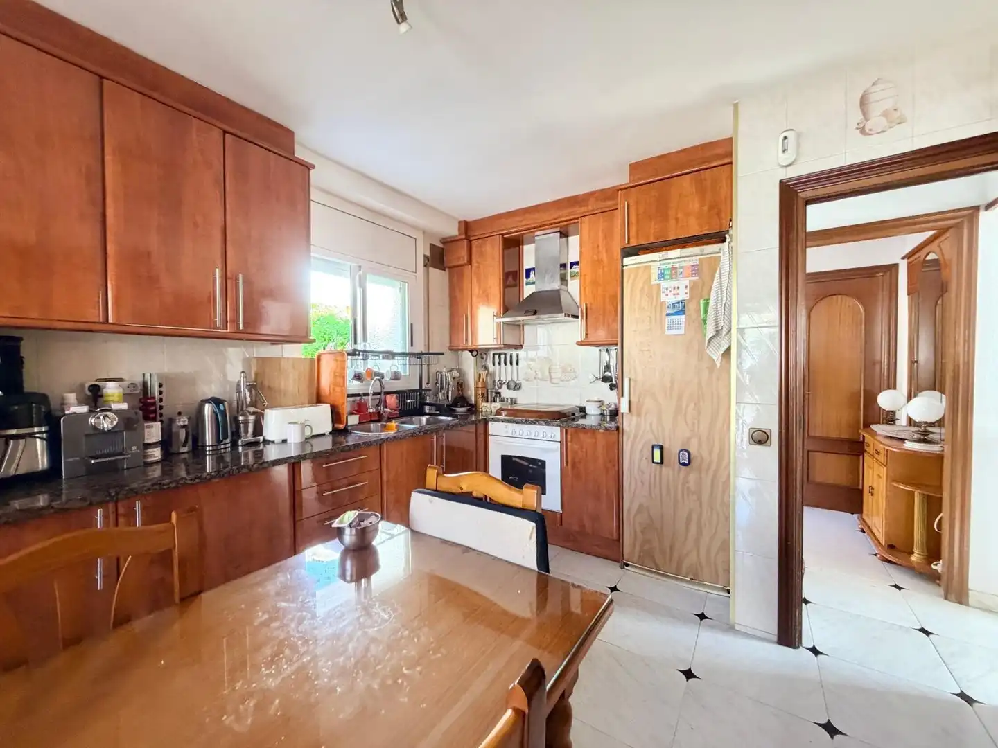 Cuina de Casa o xalet en venda en Cunit amb Calefacció, Jardí privat i Terrassa
