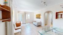 Sala d'estar de Apartament en venda en Oliva amb Terrassa