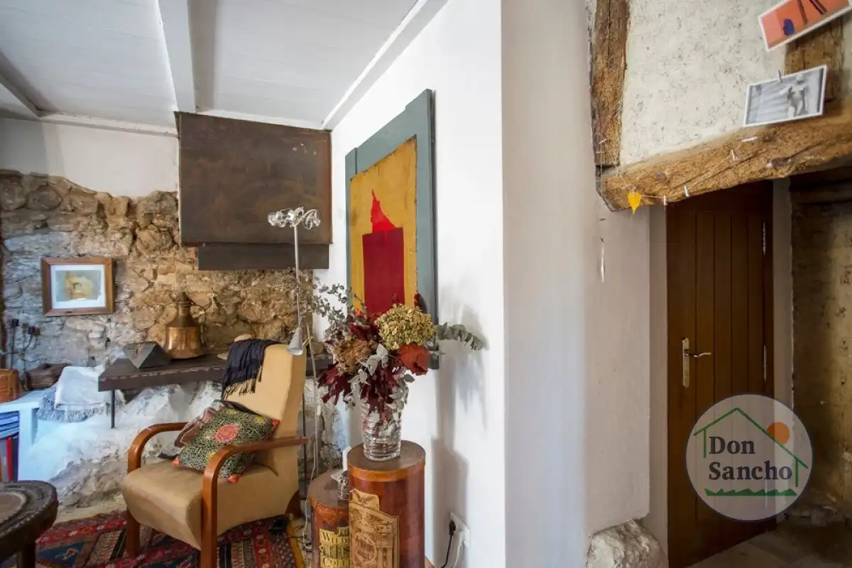 Houses for sale in Simancas  with Heating