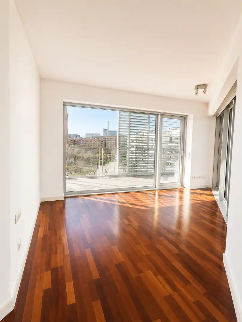 Sala de estar de Piso de alquiler en Barcelona con Aire acondicionado, Calefacción y Parquet