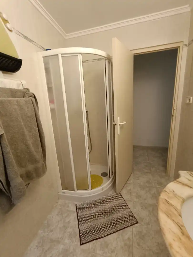 Baño de Piso en venta en Gandia con Aire acondicionado, Amueblado y Balcón