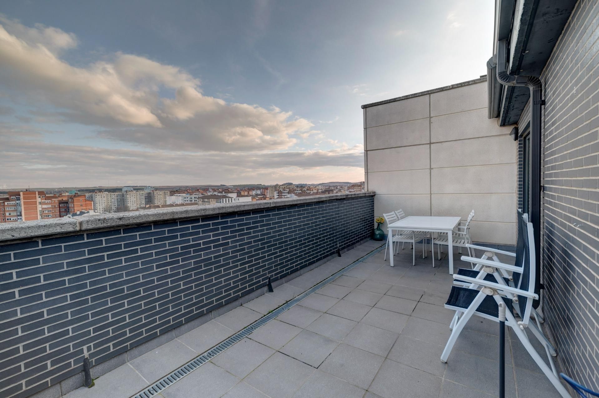 Terrassa de Àtic en venda en Burgos Capital amb Calefacció i Terrassa