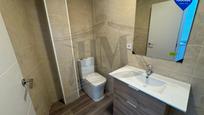 Bathroom of Study for sale in  Madrid Capital  with Parquet flooring, Oven and Washing machine