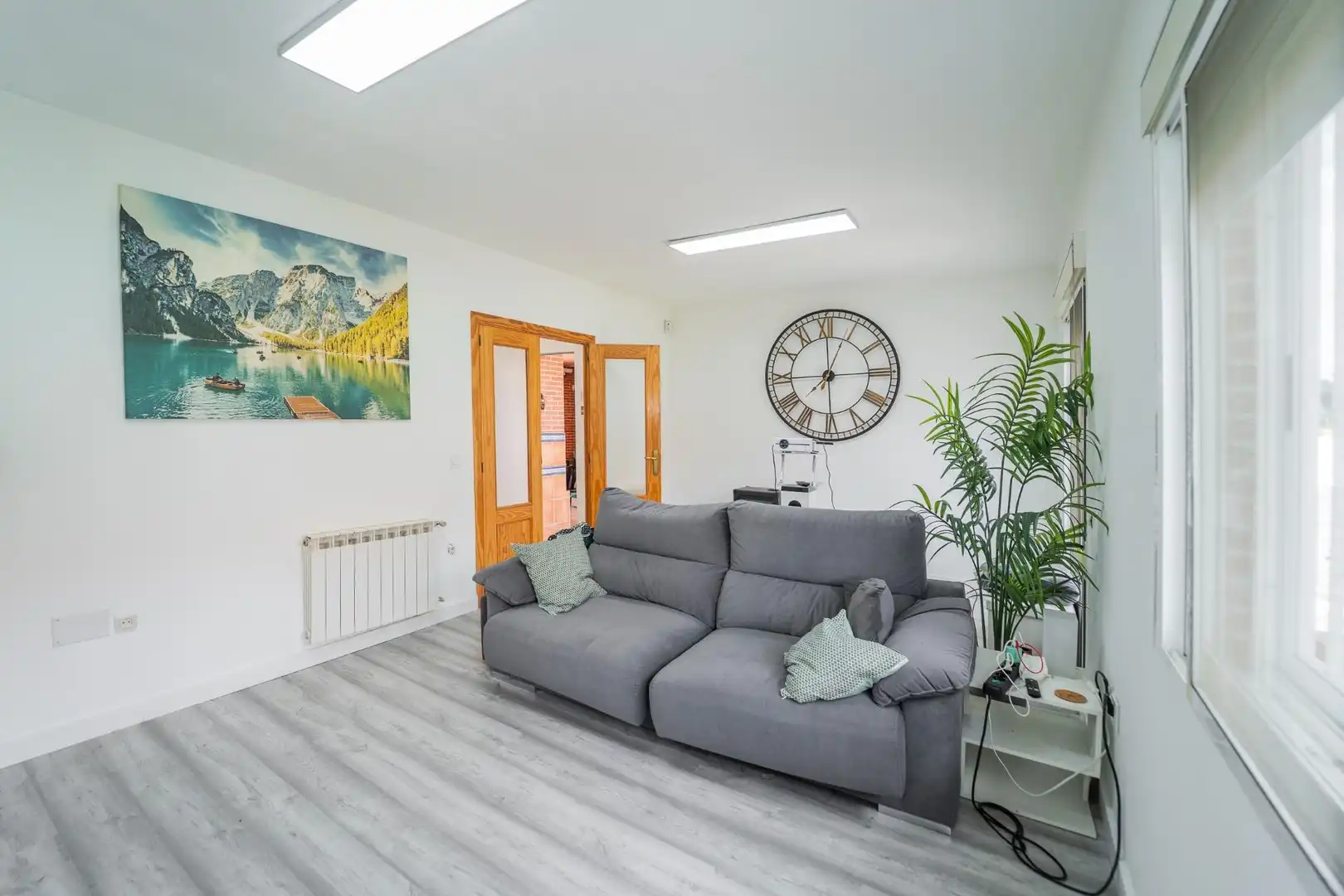 Sala de estar de Casa adosada en venta en Cedillo del Condado con Calefacción, Jardín privado y Terraza