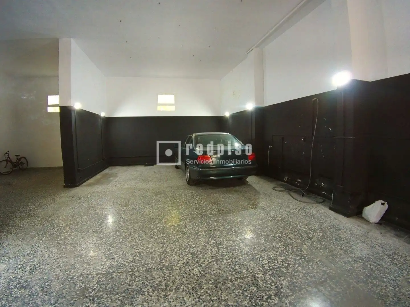 Parking of Commercial properties for rent in Málaga  with Terrace and Furnished