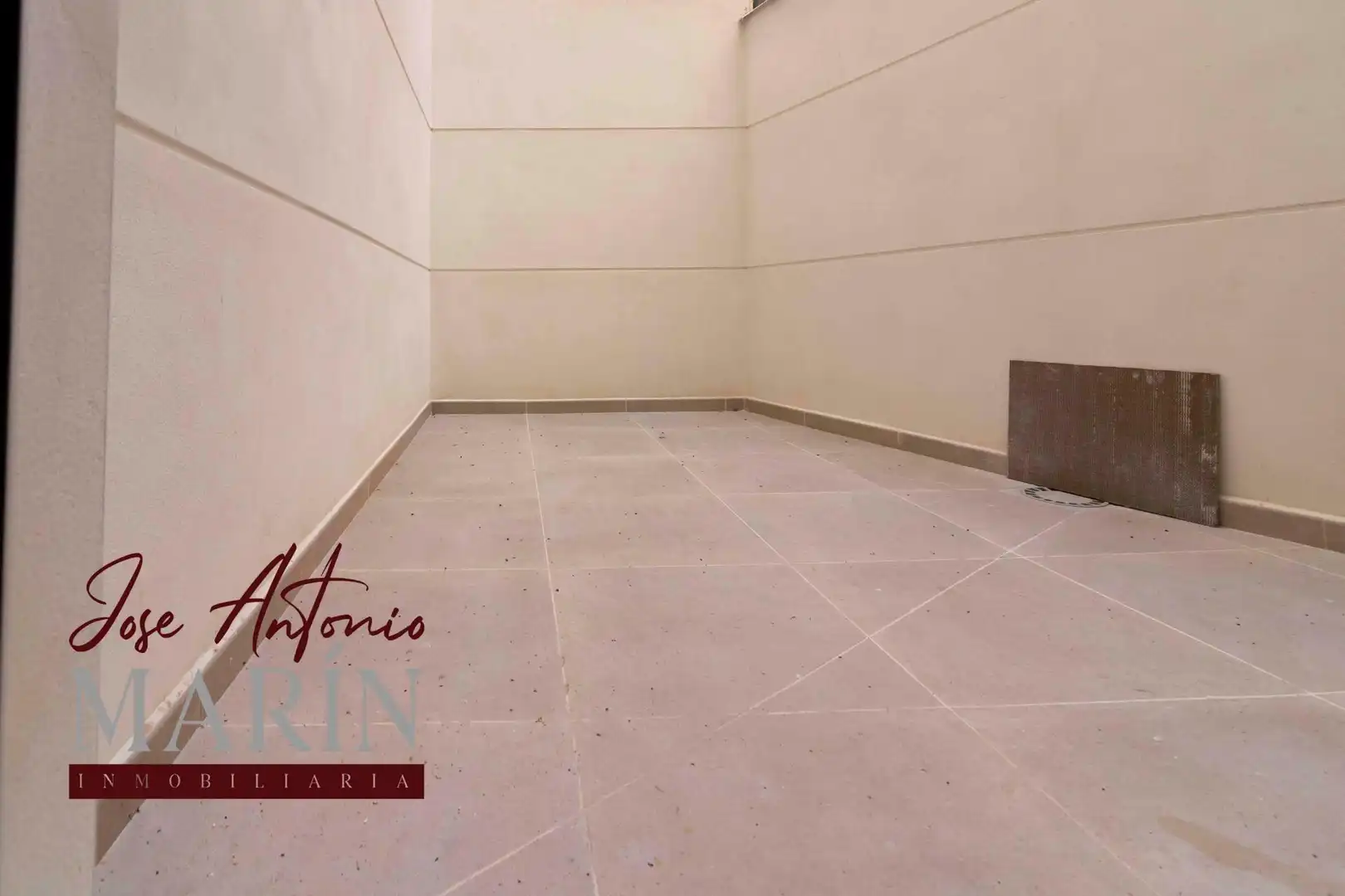 Apartament en venda en Badajoz amb Aire condicionat