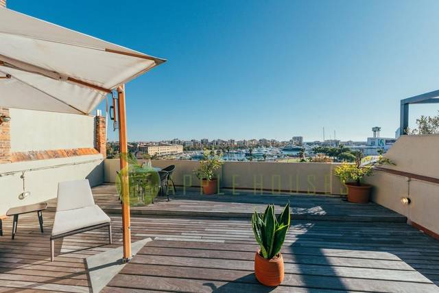 Ático en Venta en Paseo Colón en Barri Gòtic