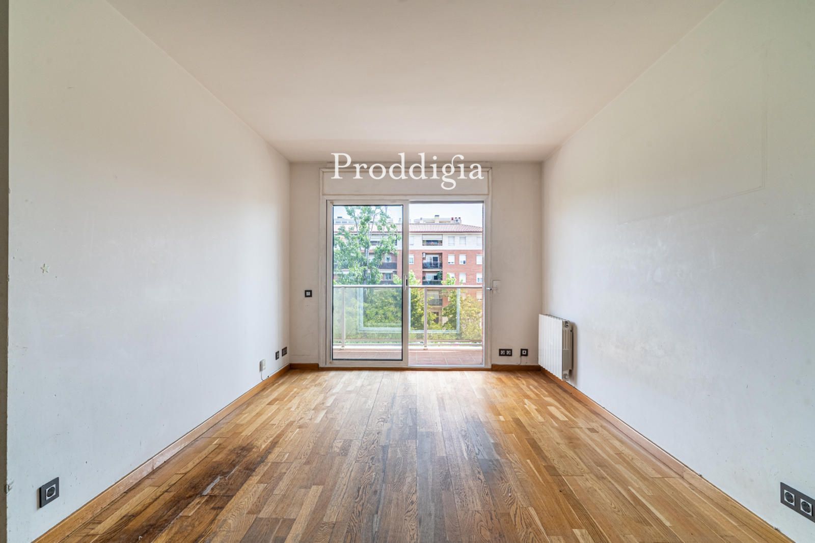 Bedroom of Flat for sale in Sant Cugat del Vallès  with Air Conditioner, Heating and Terrace