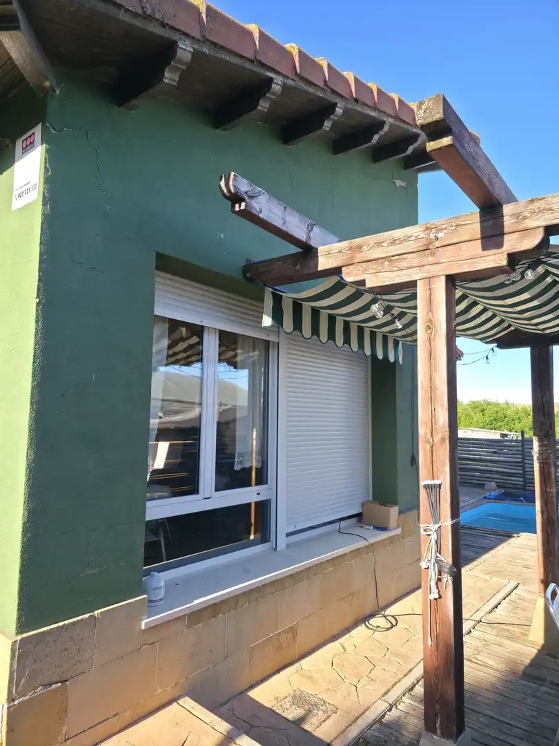 Balcony of Houses for sale in Salinas de Pisuerga  with Private garden, Storage room and Swimming Pool