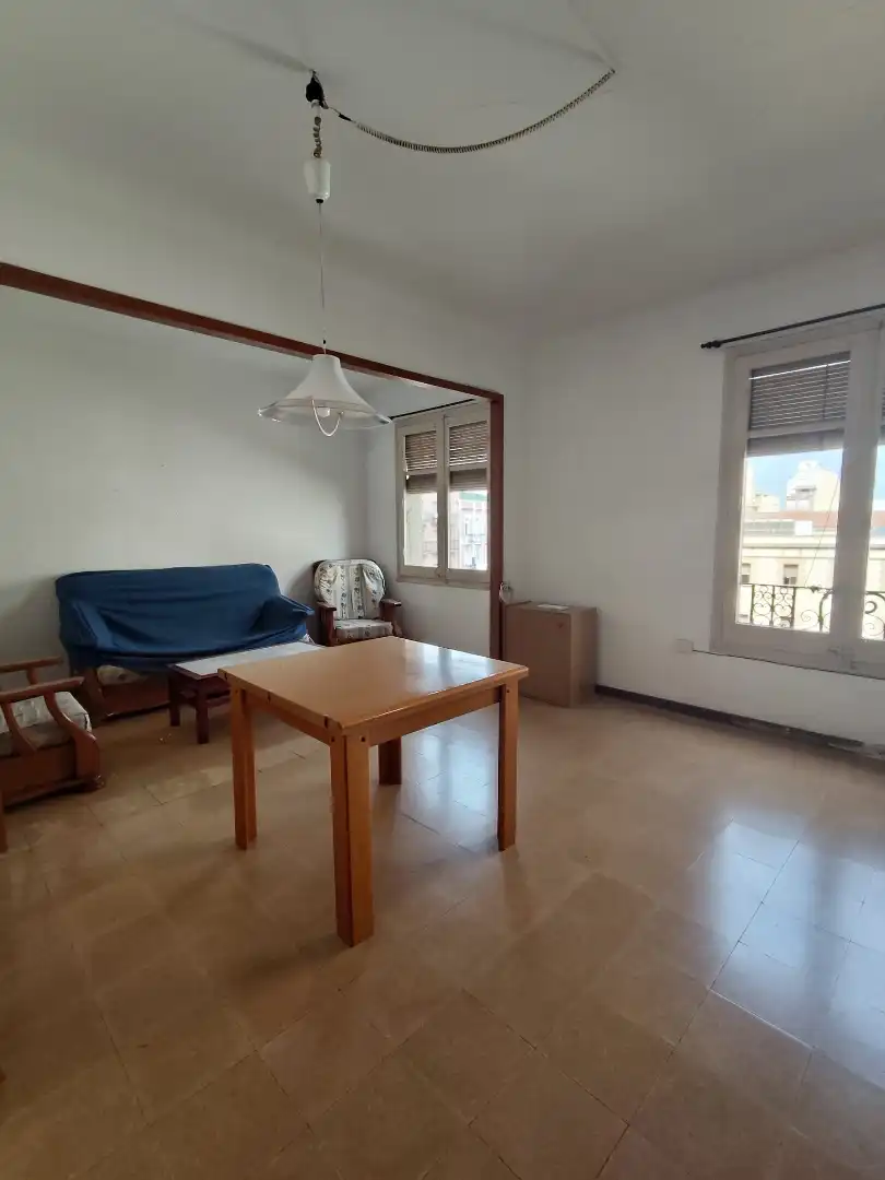 Sala d'estar de Pis de lloguer en Tarragona amb Moblat, Forn i Rentadora