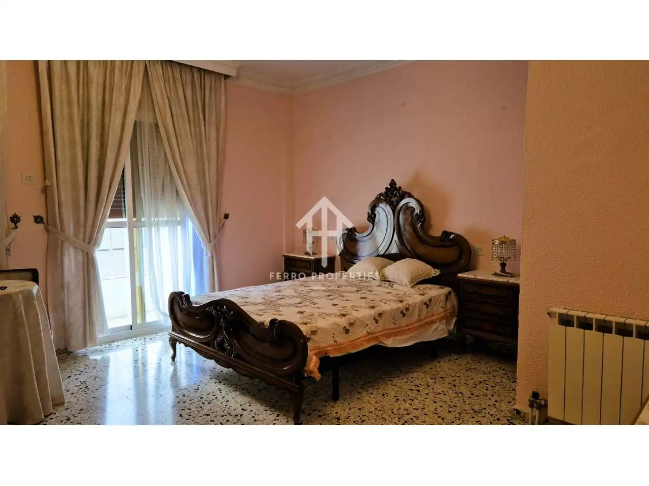 Dormitori de Casa o xalet en venda en Loja amb Terrassa i Moblat