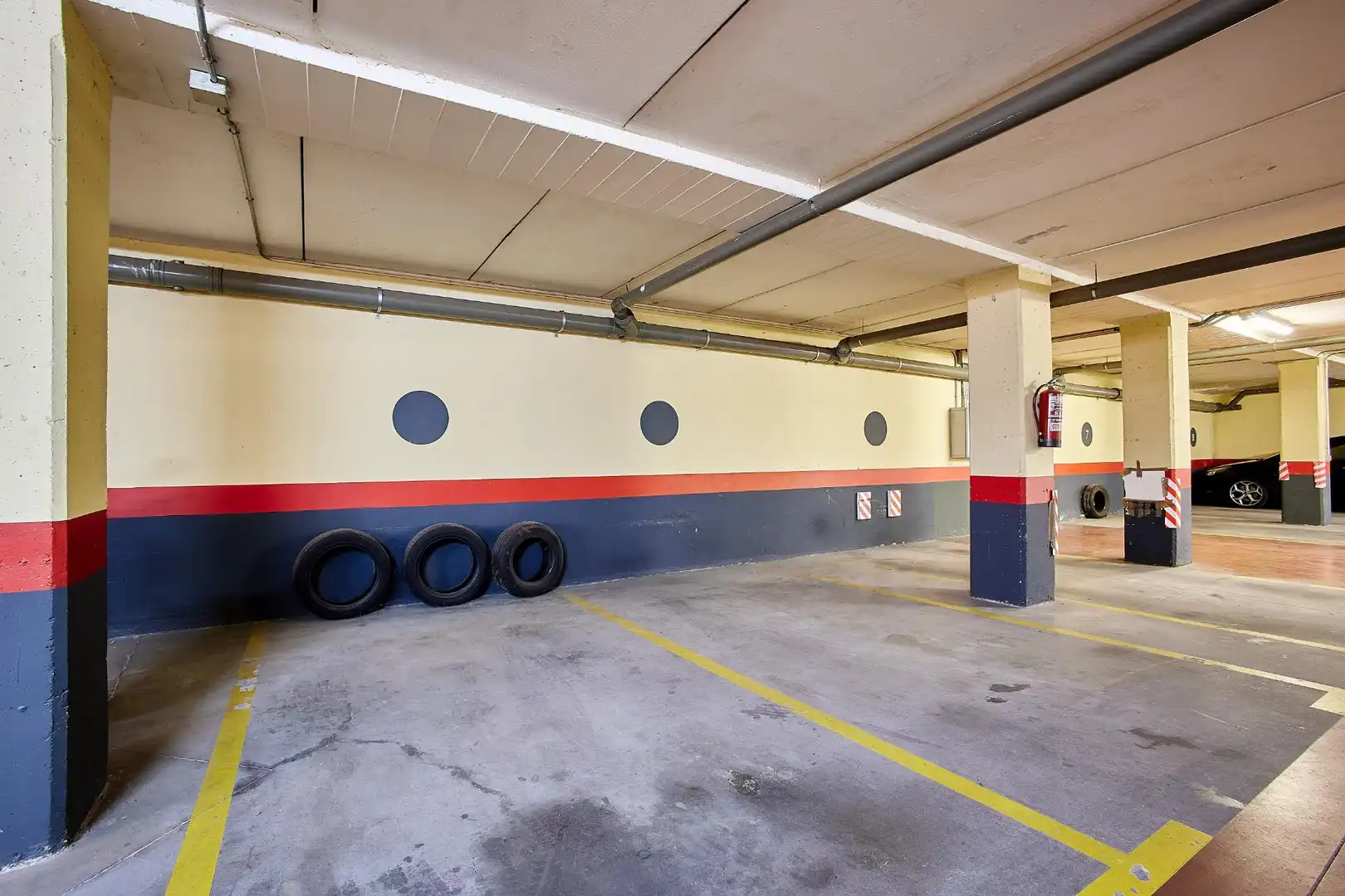 Parking de Apartamento de alquiler en Valladolid con Calefacción, Terraza y Trastero