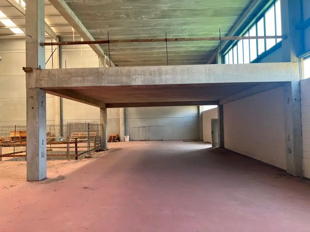 Industrial buildings for sale in Culleredo