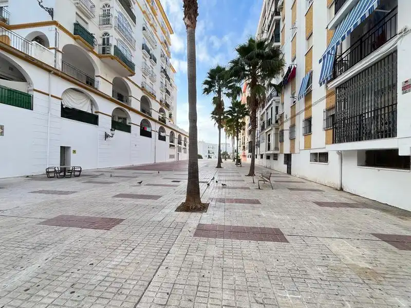 Locale commerciale in affitto a Estepona Pueblo, imagen 3