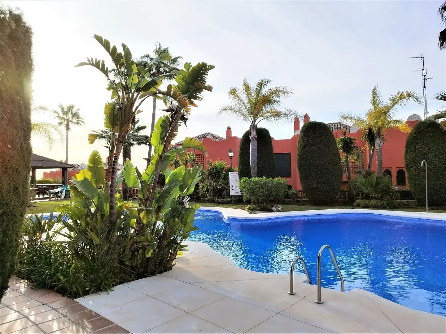 Appartement compact avec piscine à vendre à Elviria - Cabopino, imagen 3