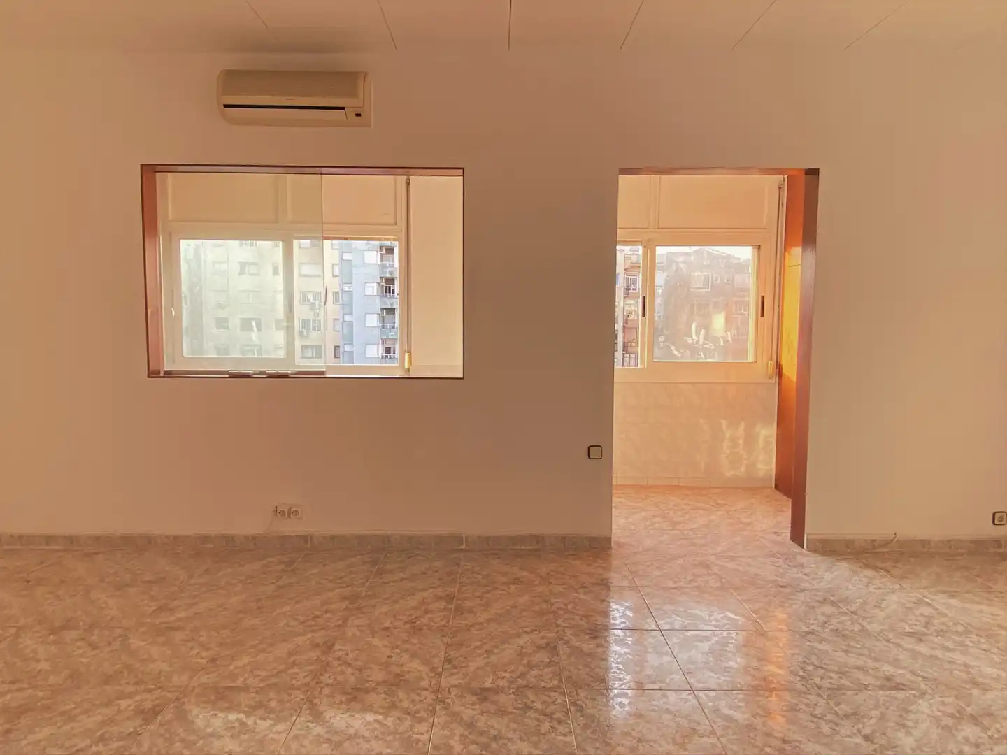 Habitación de Piso en venta en Barcelona con Aire acondicionado