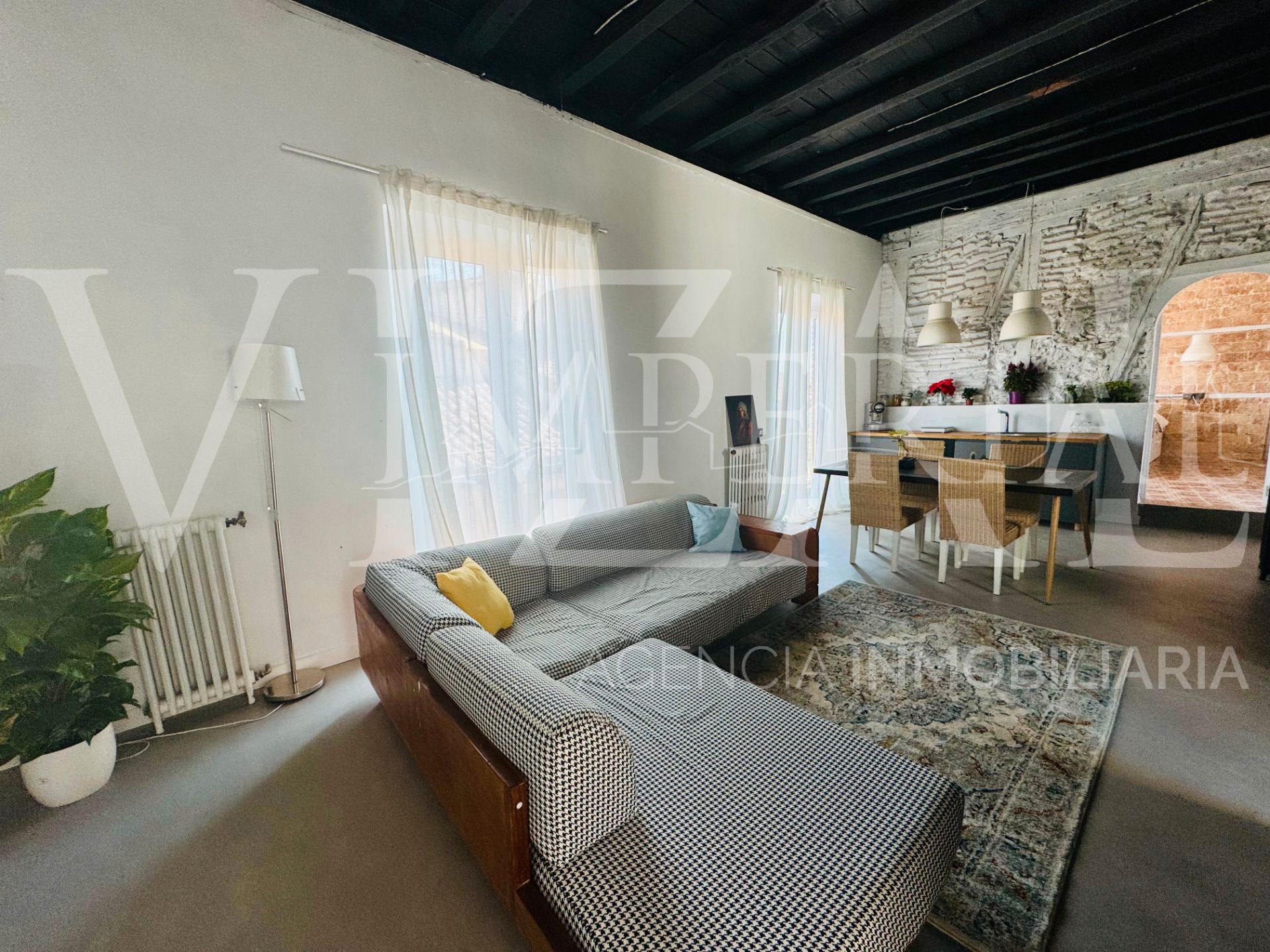 Living room of Flat for sale in  Toledo Capital  with Air Conditioner, Heating and Terrace