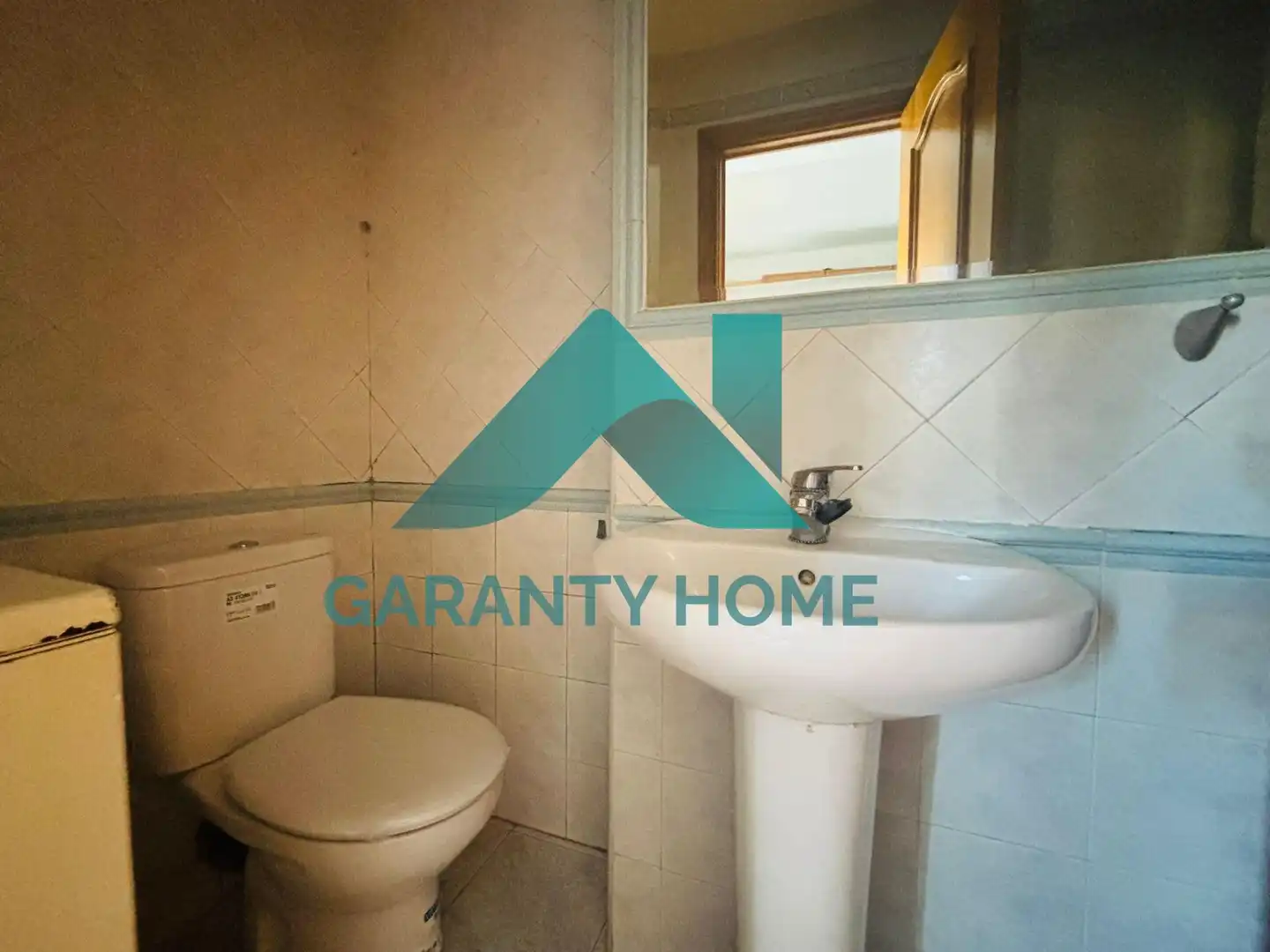 Baño de Apartamento de alquiler en Cáceres con Aire acondicionado y Amueblado