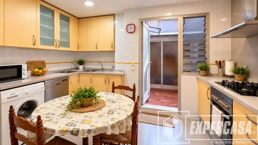 Flat with lift for sale in El Pla del Real, imagen 24