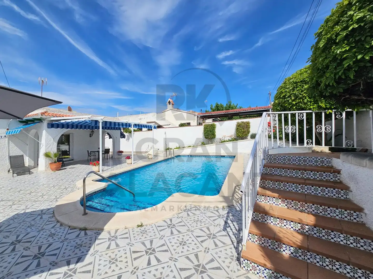 Detached house with pool for sale in Los Arenales del Sol, imagen 9
