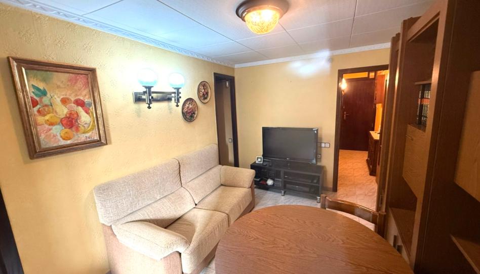 Photo 1 of Flat for sale in Carrer de Vidal I Guasch, Les Roquetes, Barcelona