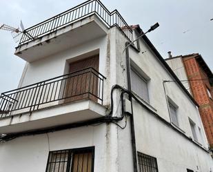 Exterior view of Duplex for sale in Casas del Castañar  with Terrace