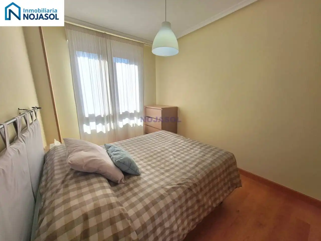 Bedroom of Apartments for sale in Santoña  with Heating, Parquet flooring and Furnished