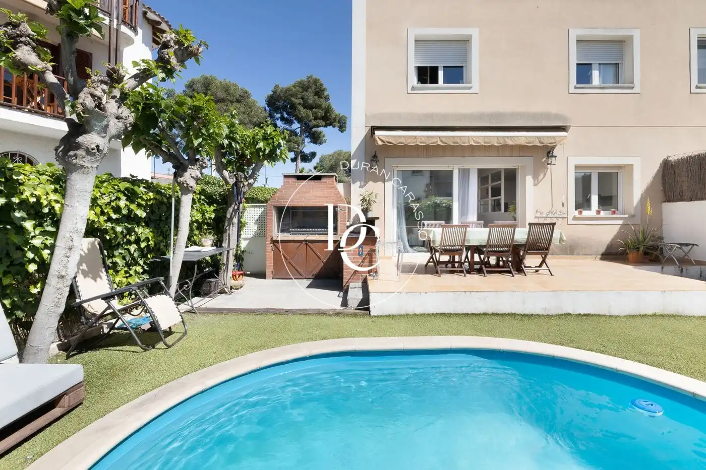 House with terrace for sale in Avenida de Santiago Rusiñol