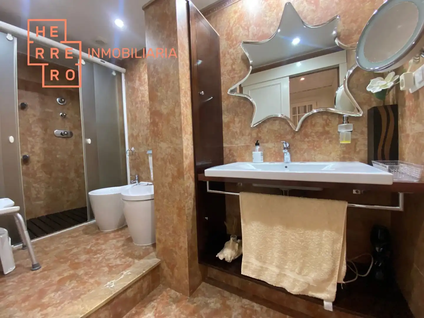 Piso con terraza en venta en Sur, imagen 27
