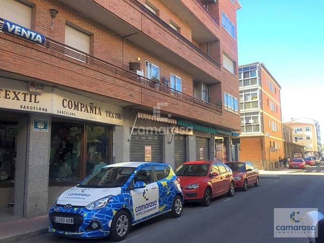 Local comercial en Venta en Calle David Herrero, 9 en San Antonio