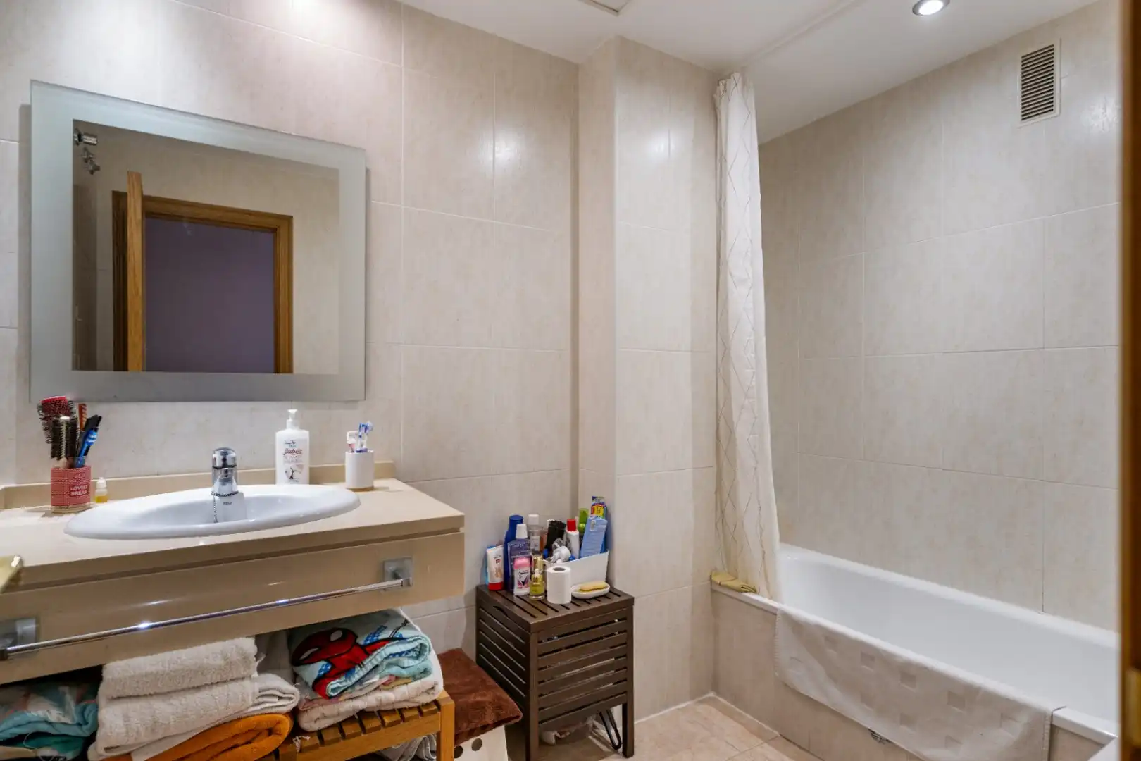 Badezimmer von Wohnungen zum Verkauf in Paterna mit Klimaanlage, Heizung und Terrasse