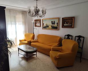 Sala d'estar de Pis de lloguer en  Cádiz Capital amb Moblat, Forn i Rentadora
