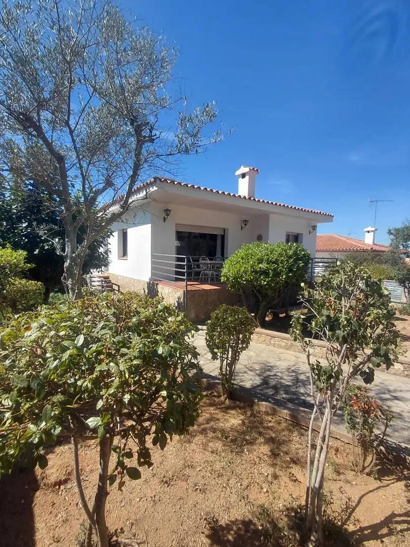 Casa amb jardí en venda a Can Massuet del Far, imagen 2