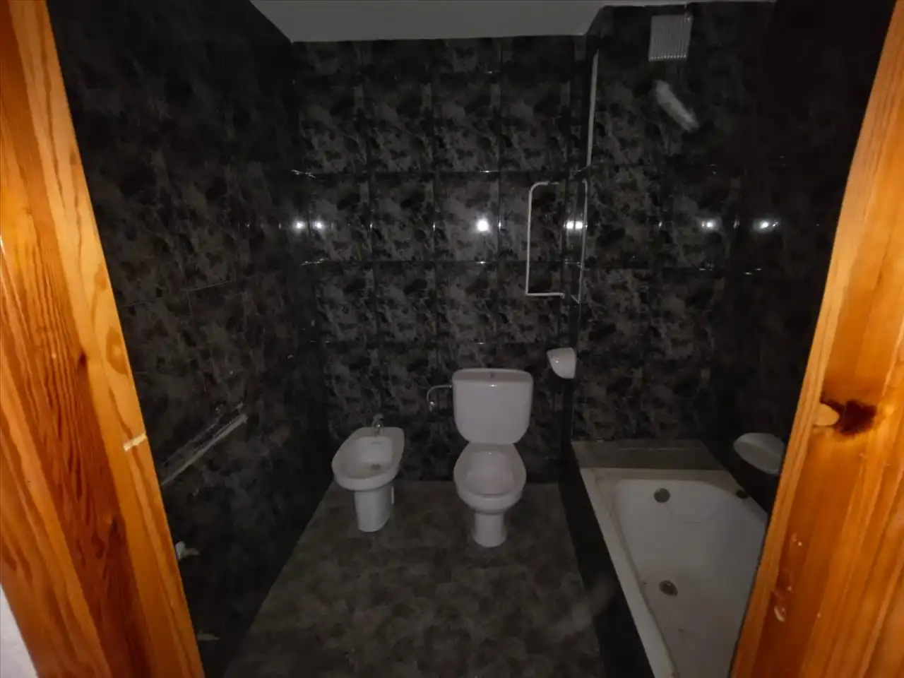 Baño de Piso en venta en Baza con Calefacción