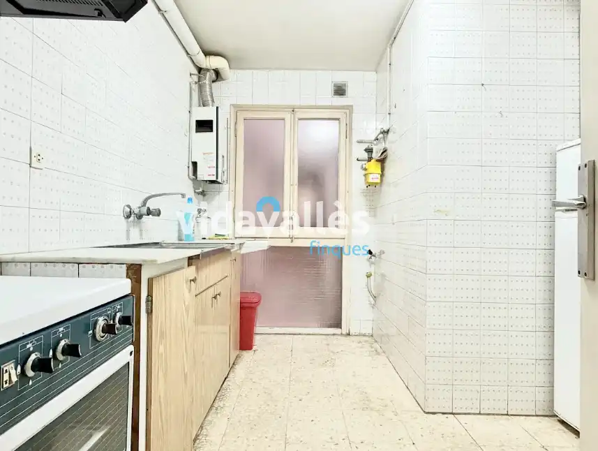 Cocina de Piso en venta en Cardedeu con Calefacción, Trastero y Horno