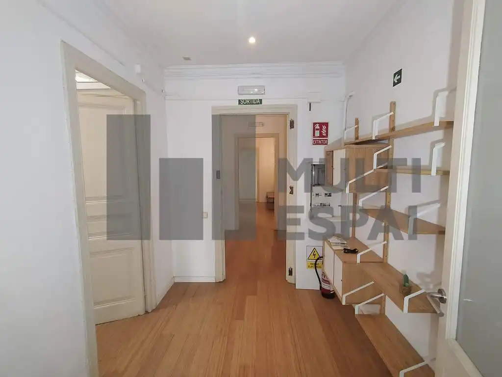 Oficina de alquiler en Barcelona con Aire acondicionado
