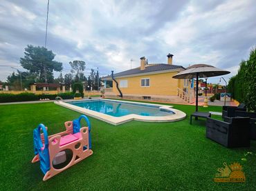 Xalet amb piscina en venda a Los Conejos