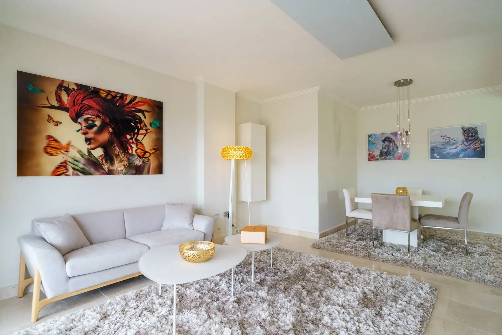 Wohnzimmer von Wohnung zum Verkauf in Benahavís mit Terrasse, Abstellraum und Möbliert