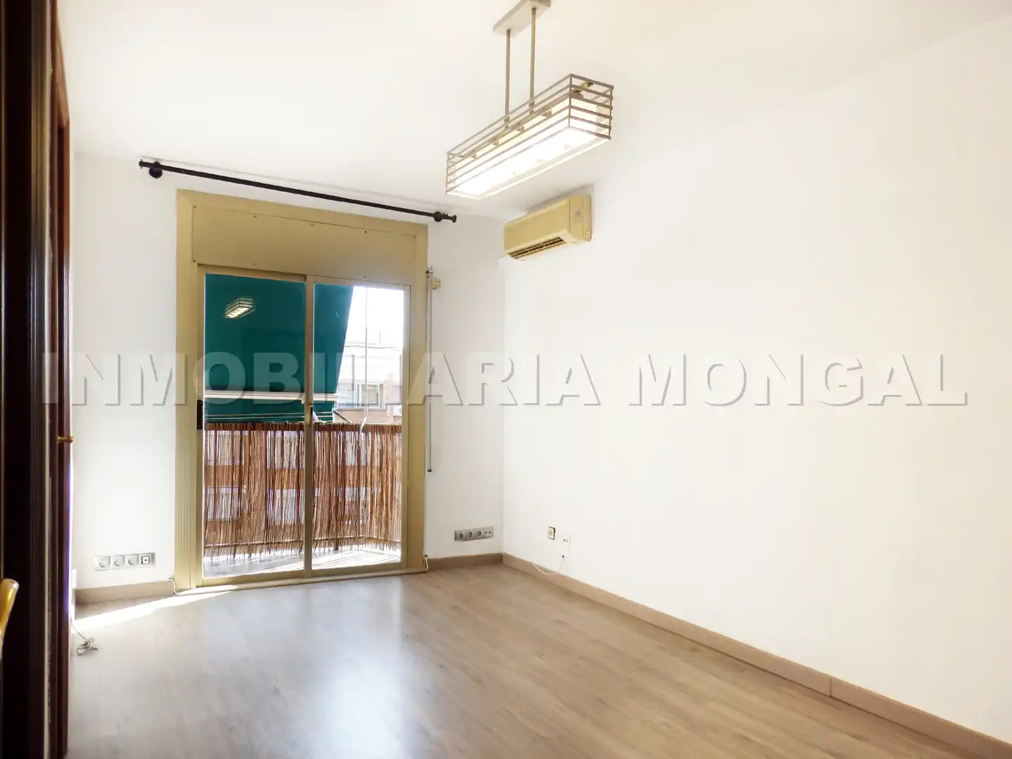 Flat with terrace for sale in La Gavarra, imagen 5