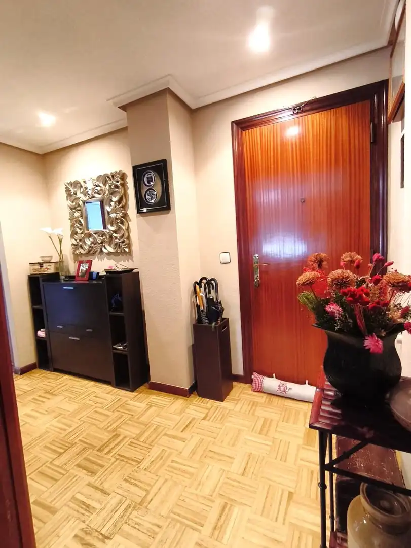 Piso en venta en Carretera Carretera Estación, San Claudio - Trubia - Las Caldas