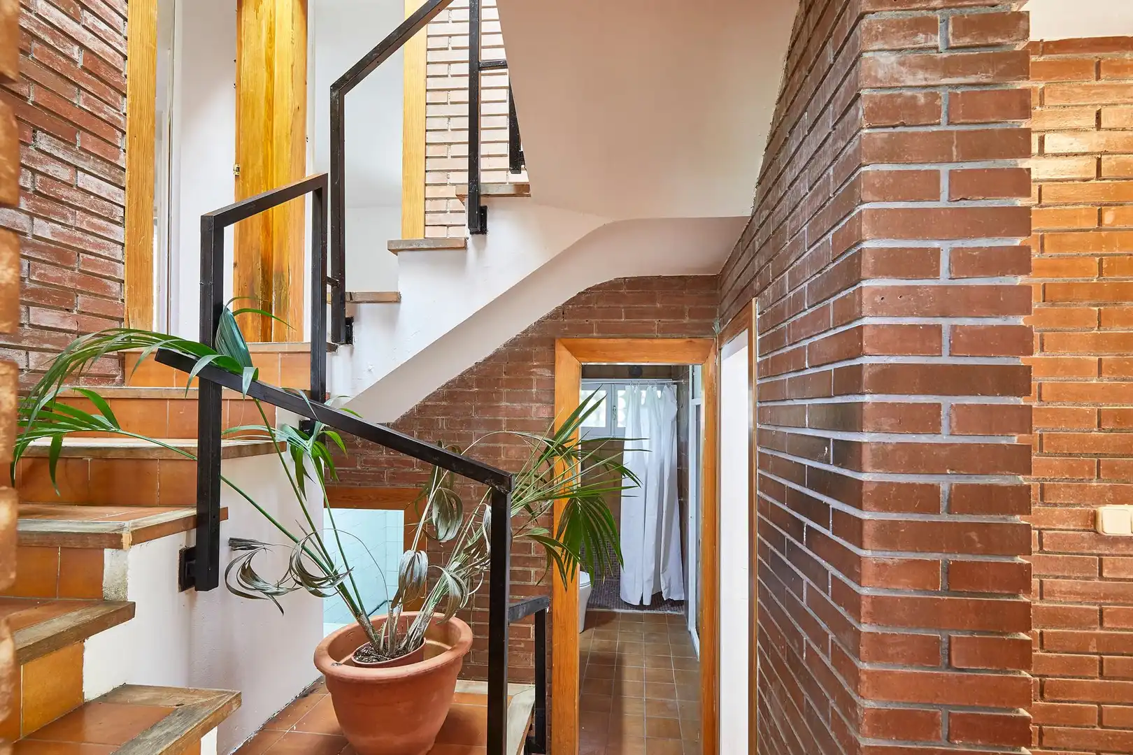 House with garden for sale in Carrer del Delta, imagen 28