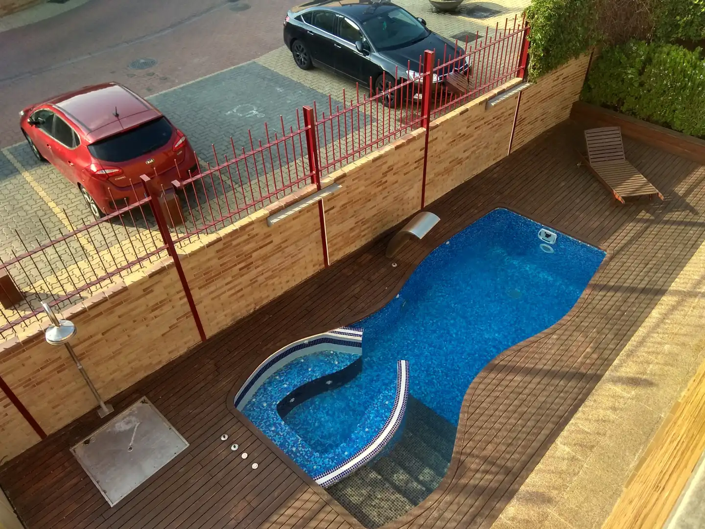 Swimming pool of Houses for sale in Zaragoza  with Air Conditioner, Private garden and Parquet flooring