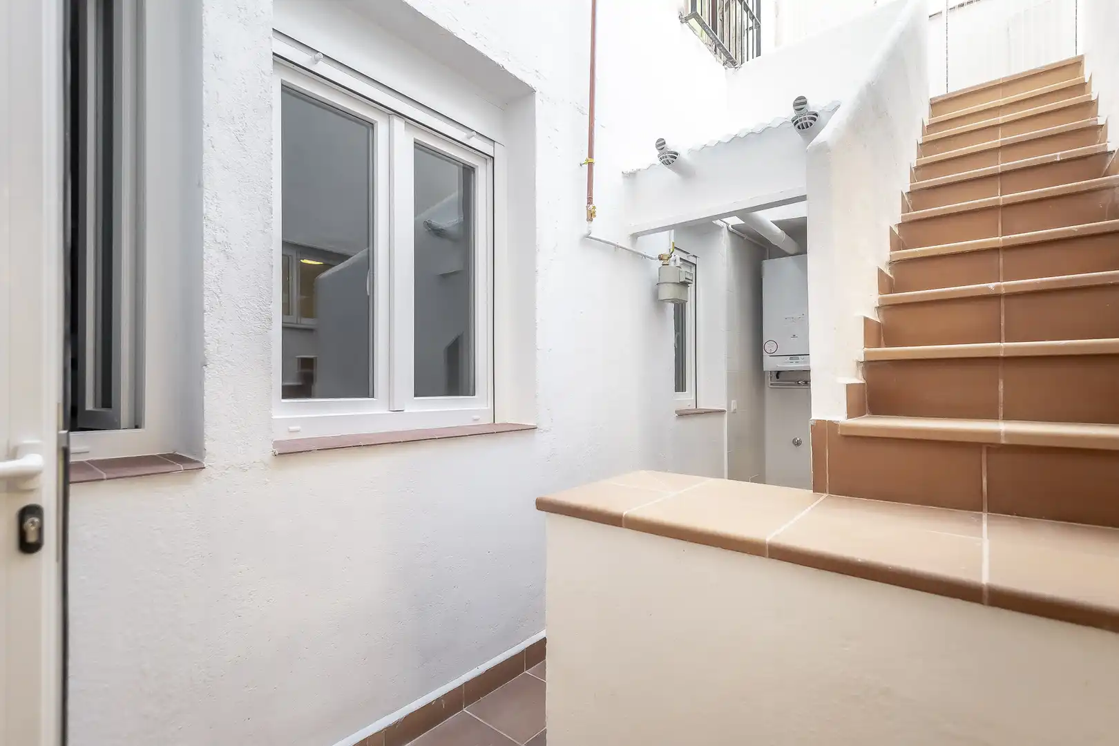Room in Calle del Puerto Canfranc, 1, Numancia