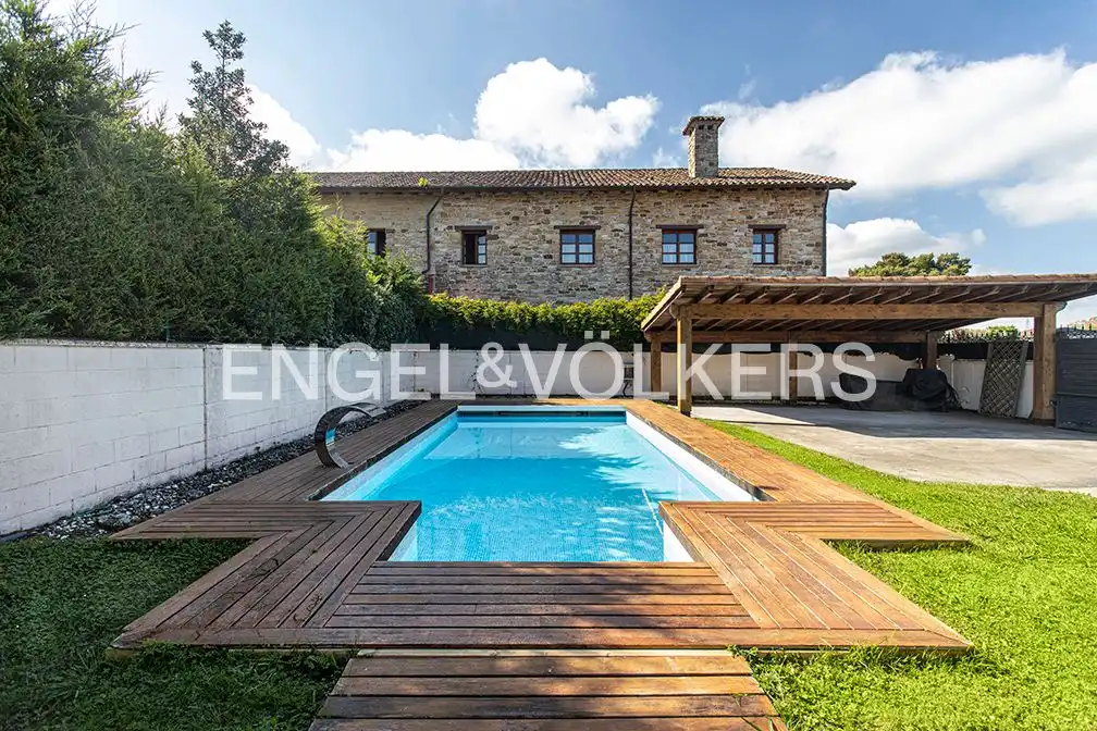 Casa amb piscina en venda a Tazones - Argüero, imagen 3