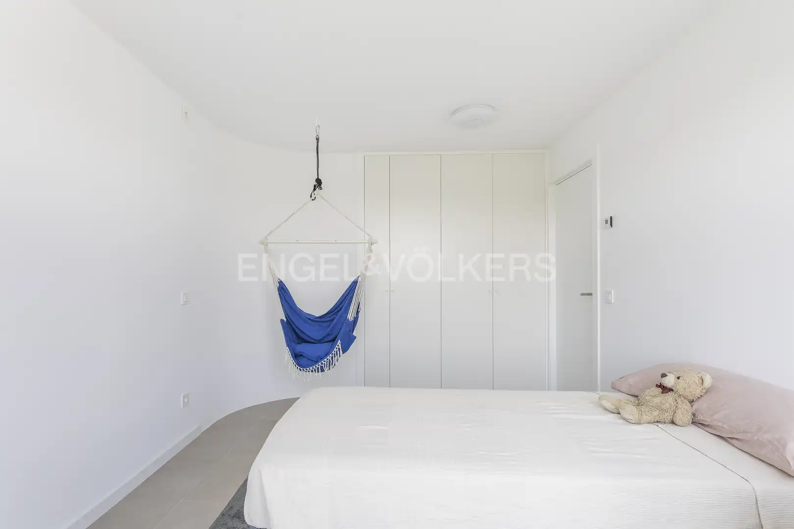 Habitación de Piso de alquiler en Madrid con Aire acondicionado, Calefacción y Amueblado