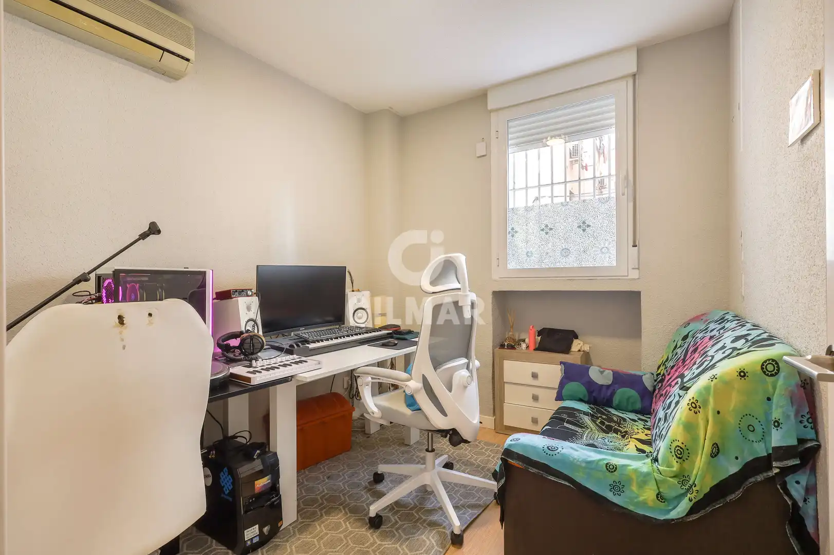 Habitación de Piso en venta en Madrid con Calefacción
