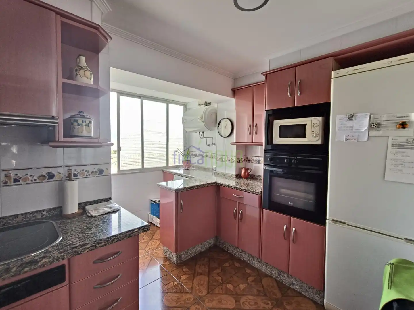 Flat with terrace for sale in Oeste, imagen 4