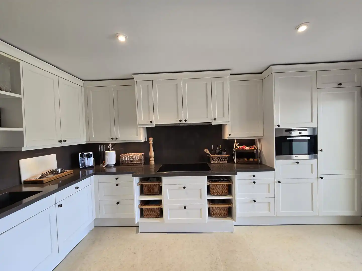 Cocina de Piso en venta en Benahavís con Aire acondicionado, Terraza y Trastero